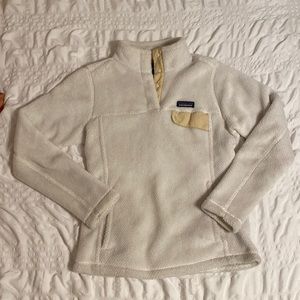 White Patagonia Fleece Pullover size S